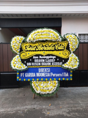 Papan Bunga Duka di Muncang