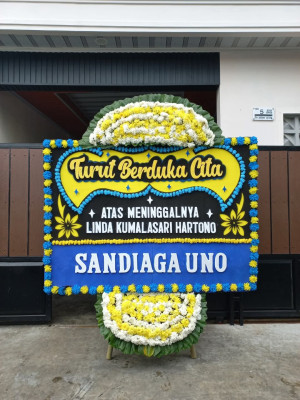 Papan Bunga Duka di Muncang